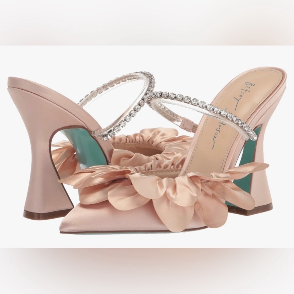 Betsey Johnson The Jayde pump from Betsey Johnson